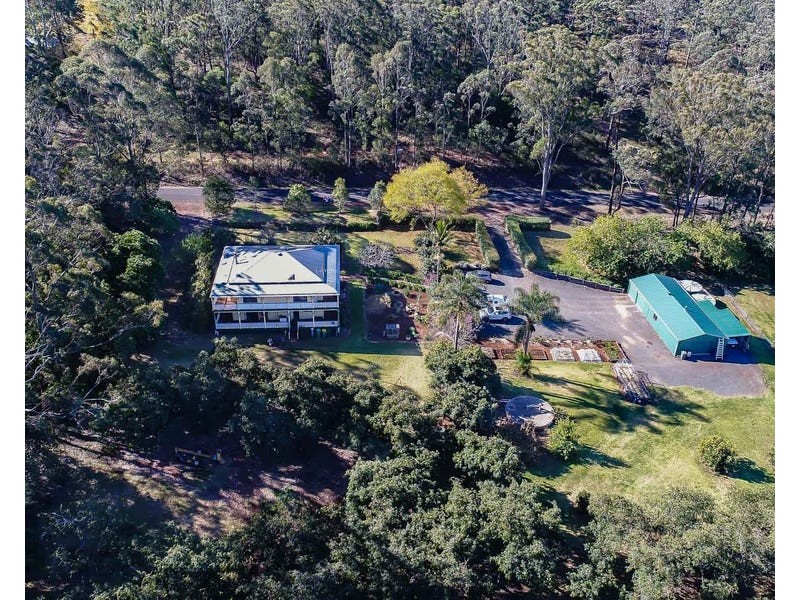 14 Wilkes Road, Hampton QLD 4352
