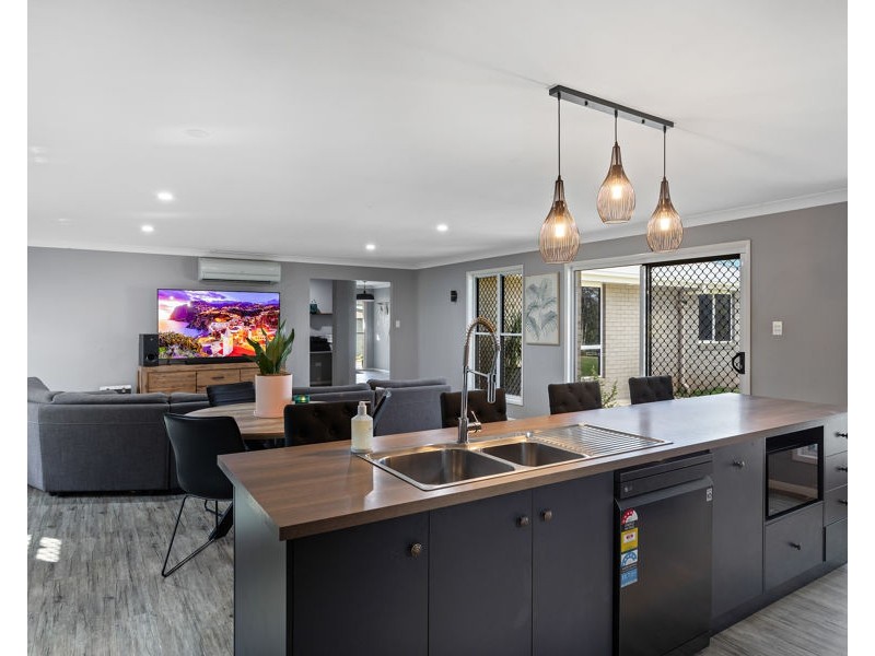 100 Wilkes Road, Hampton QLD 4352