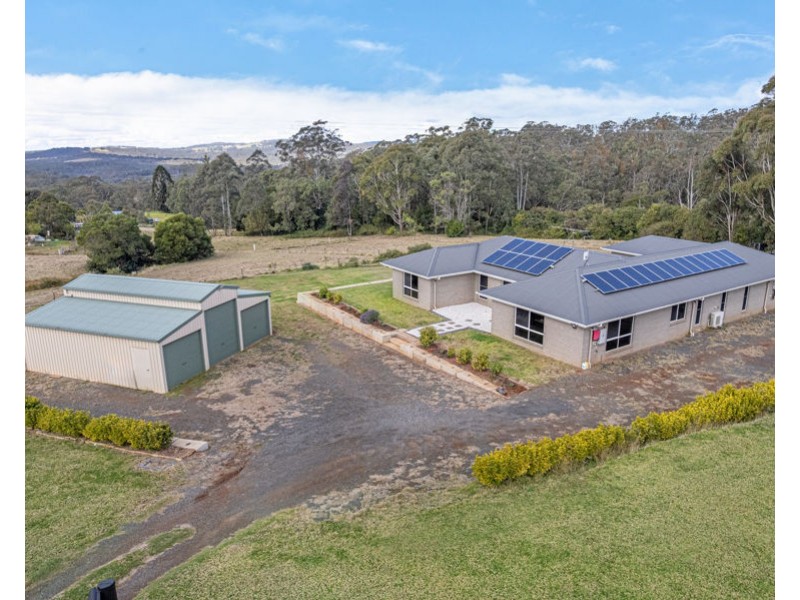 100 Wilkes Road, Hampton QLD 4352