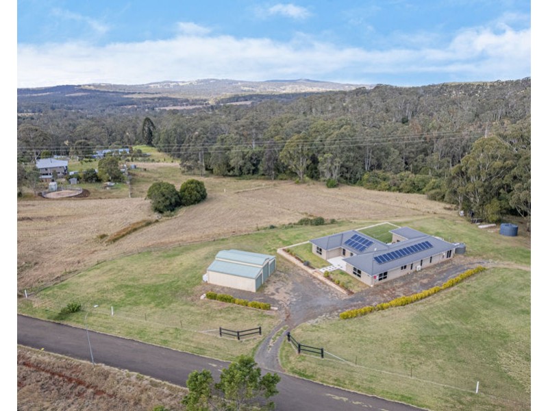 100 Wilkes Road, Hampton QLD 4352