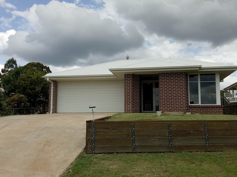 4 Jackson Court, Crows Nest QLD 4355