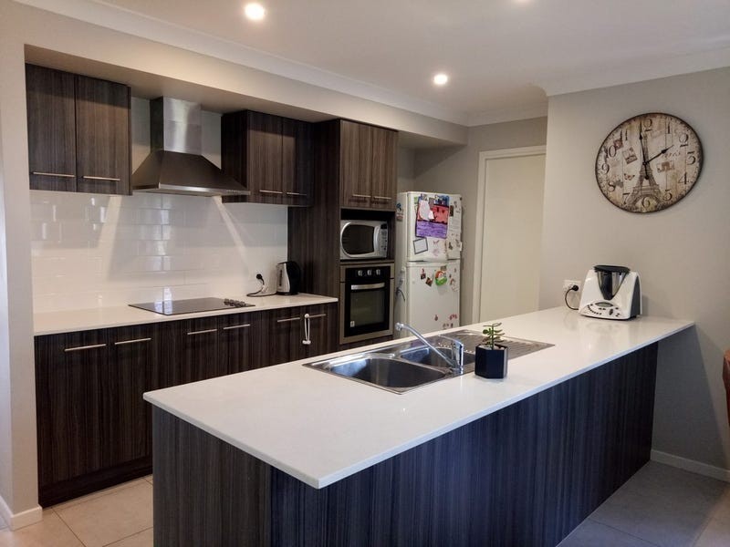 4 Jackson Court, Crows Nest QLD 4355