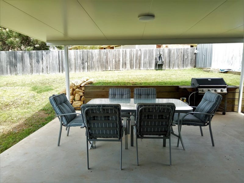4 Jackson Court, Crows Nest QLD 4355