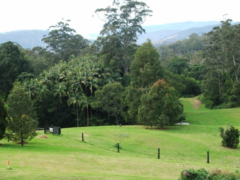 210/3143 Esk-Hampton Road, Ravensbourne QLD 4352