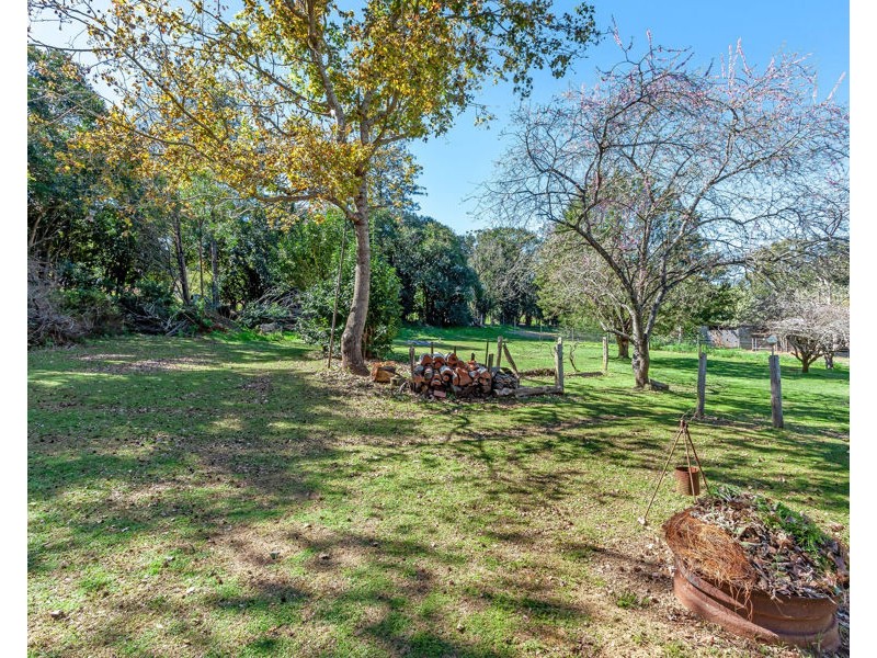 1 Ronald Road, Pechey QLD 4352