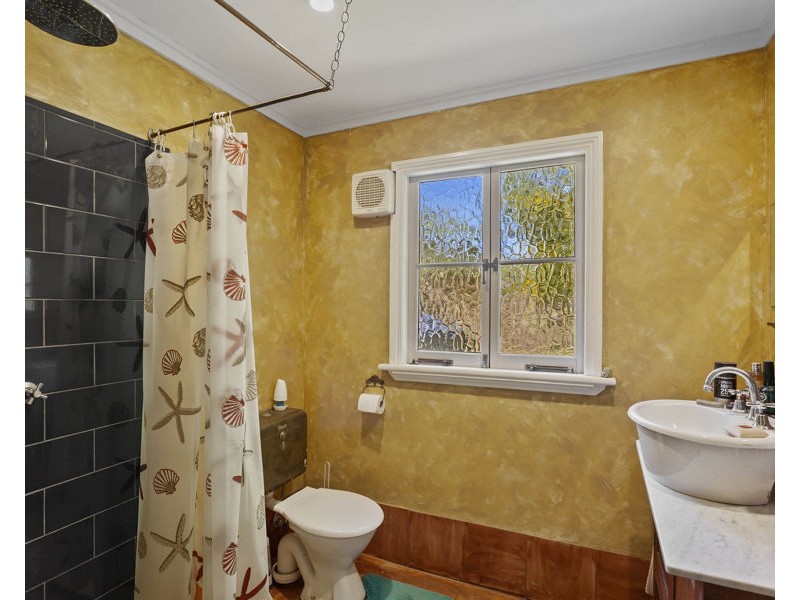 1 Ronald Road, Pechey QLD 4352
