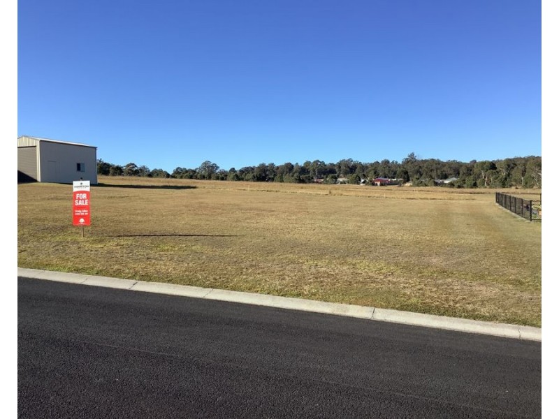 9 Naomi Drive, Crows Nest QLD 4355