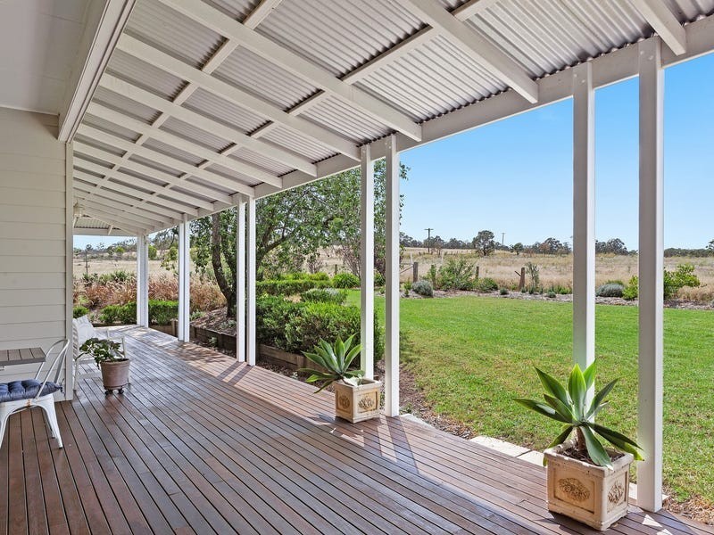 306 Connolly Road, Geham QLD 4352