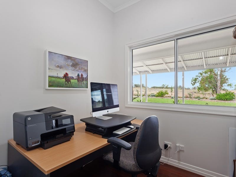 306 Connolly Road, Geham QLD 4352