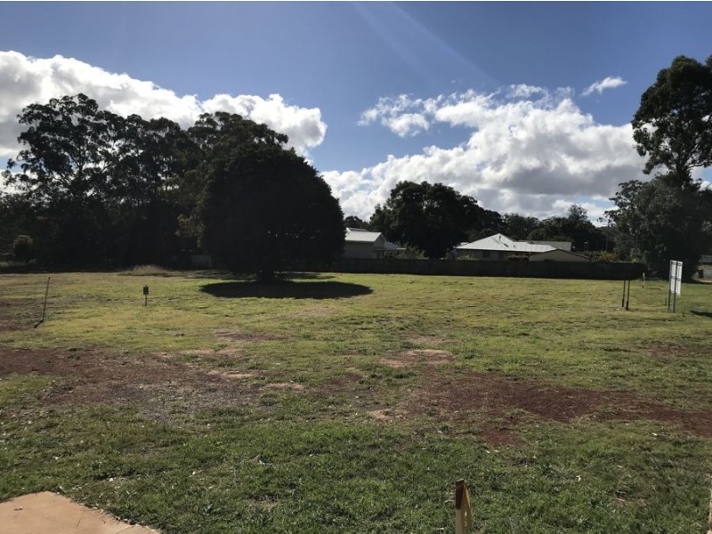 Lot 5 Canterbury Place, Hampton QLD 4352