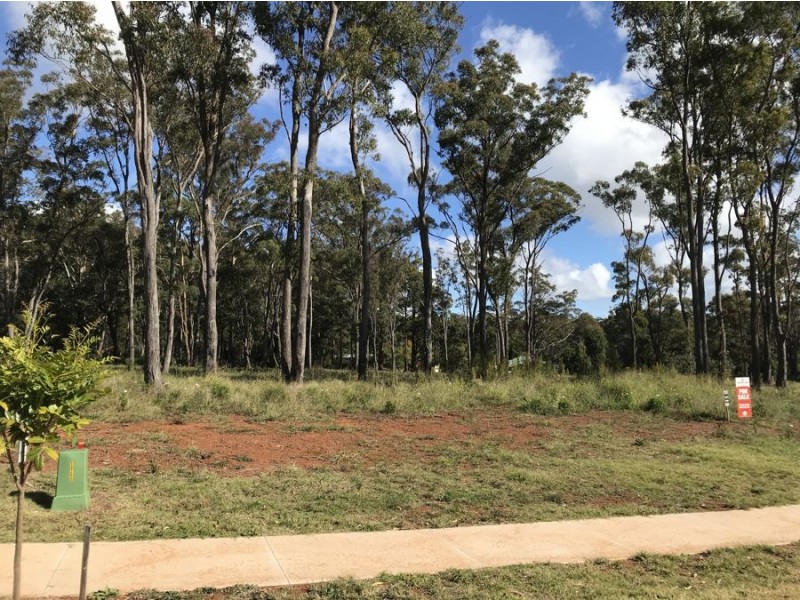 Lot 15 Canterbury Place, Hampton QLD 4352