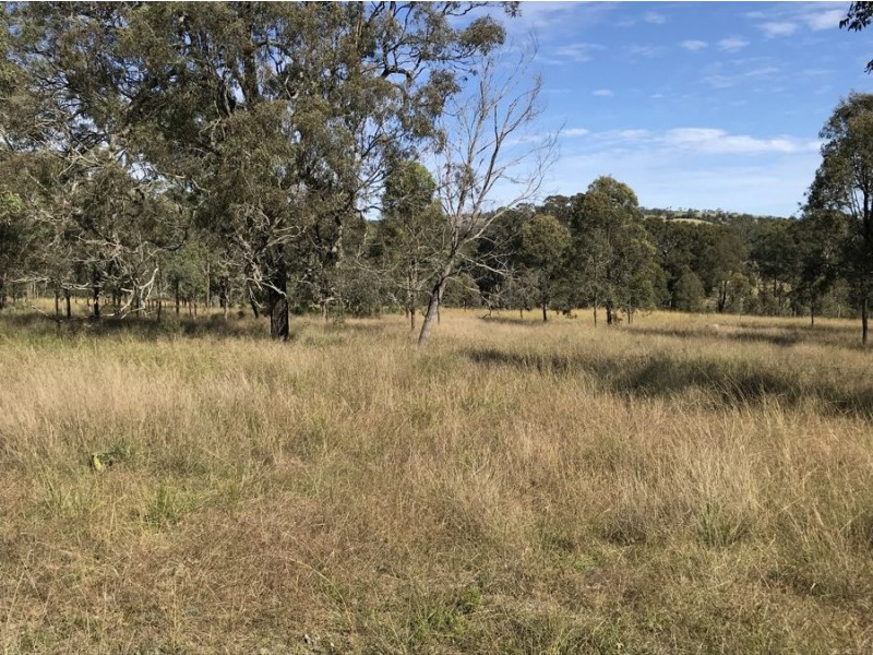 65 Jacob Road, Crows Nest QLD 4355