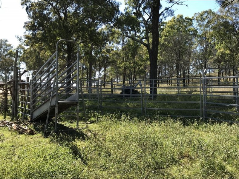 65 Jacob Road, Crows Nest QLD 4355