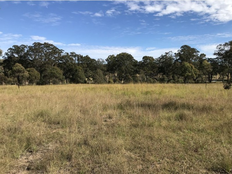 65 Jacob Road, Crows Nest QLD 4355