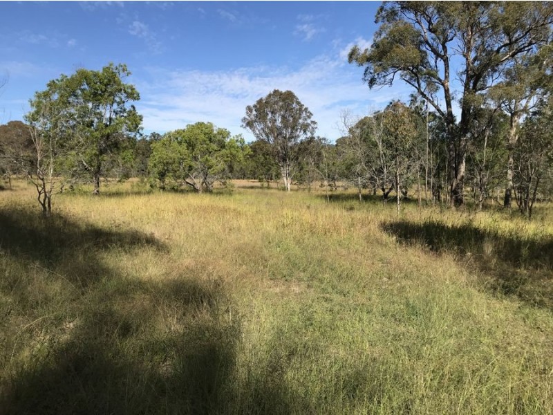 65 Jacob Road, Crows Nest QLD 4355