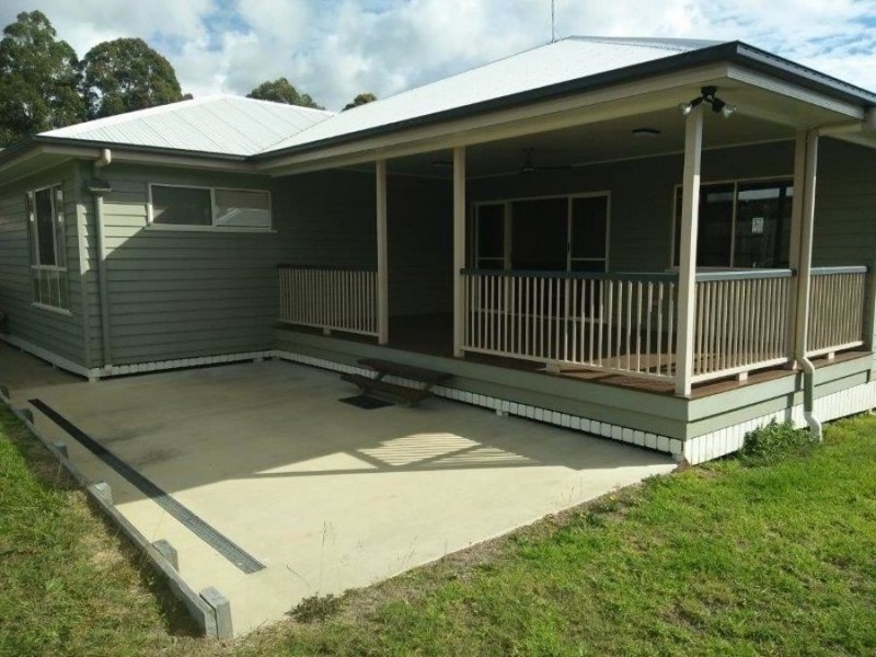 6 Jackson Court, Crows Nest QLD 4355