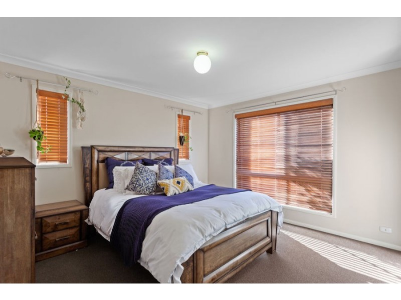 3 Menzies Street, Middle Ridge QLD 4350