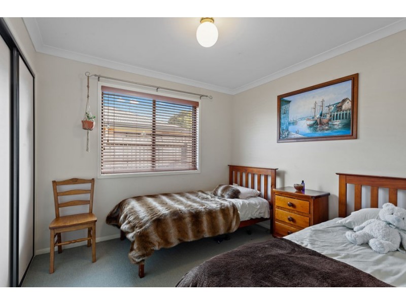 3 Menzies Street, Middle Ridge QLD 4350