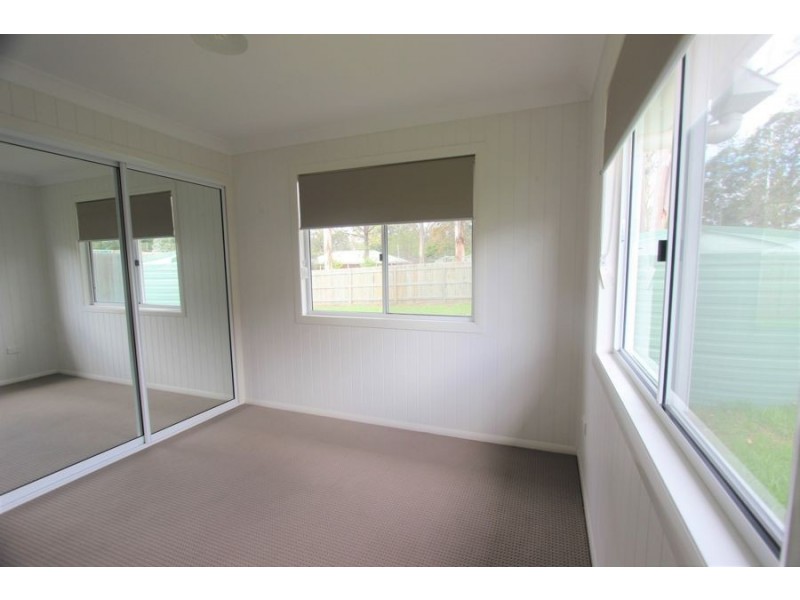 24 Samuel Avenue, Crows Nest QLD 4355