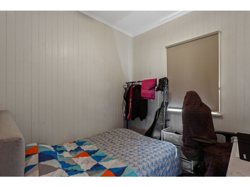 2 New England Highway, Crows Nest QLD 4355