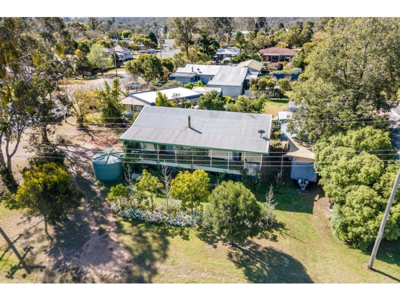 2 Dale Street, Crows Nest QLD 4355