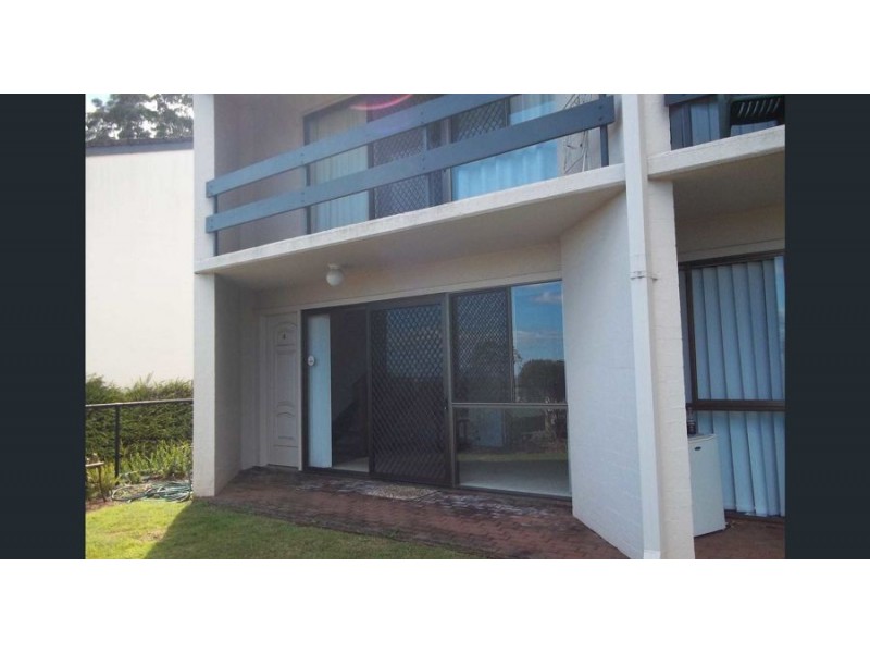 4/2 Benjamin Street, Mount Lofty QLD 4350