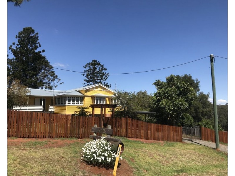 447 National Park Road, Ravensbourne QLD 4352
