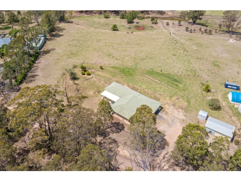 11 Devoncourt Lane, Crows Nest QLD 4355