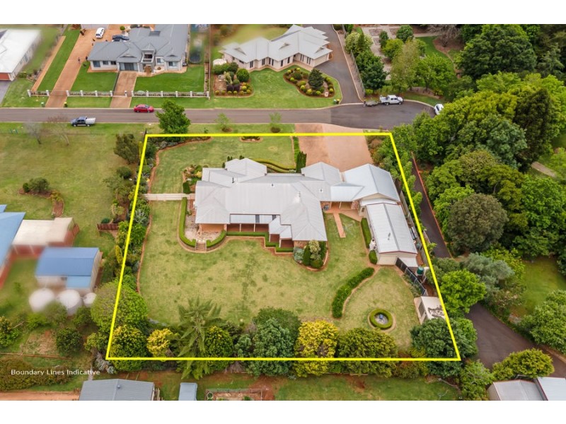 9 Powell Crt, Highfields QLD 4352