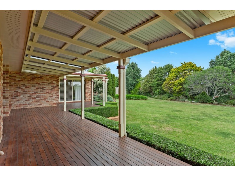 9 Powell Crt, Highfields QLD 4352