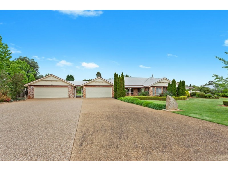 9 Powell Crt, Highfields QLD 4352