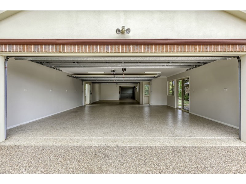 9 Powell Crt, Highfields QLD 4352