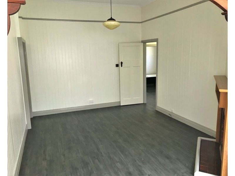 8 Eleanor Street, Toowoomba City QLD 4350