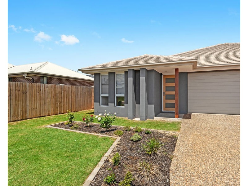 1/75 Shelby Street, Glenvale QLD 4350