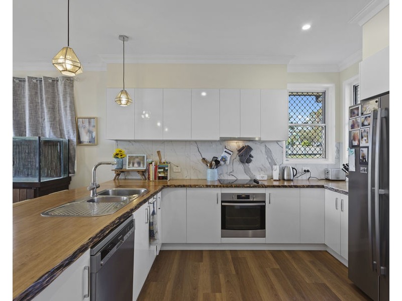 1528 Haden Crows Nest Road, Haden QLD 4353