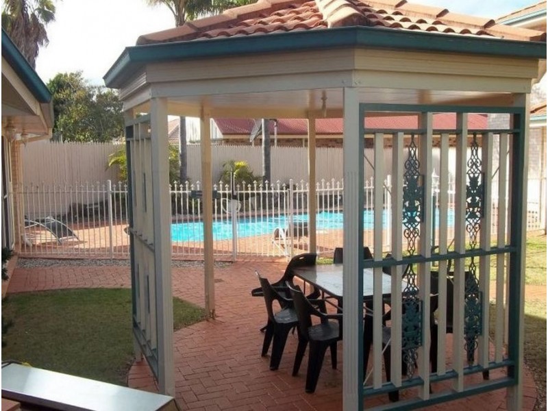 3A/484 West Street, Kearneys Spring QLD 4350