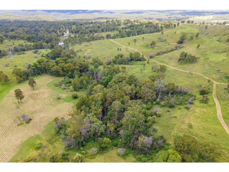 L545 McMullen Road, Hampton QLD 4352