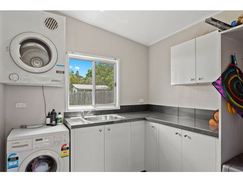 3 Albert Street, Crows Nest QLD 4355