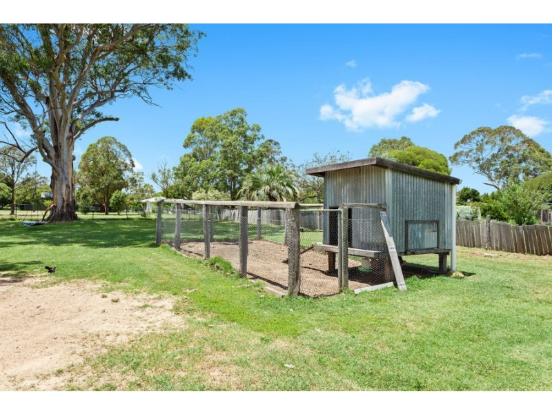 3 Albert Street, Crows Nest QLD 4355