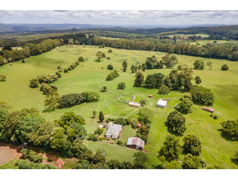 581 Ravensbourne Dip Road, Ravensbourne QLD 4352