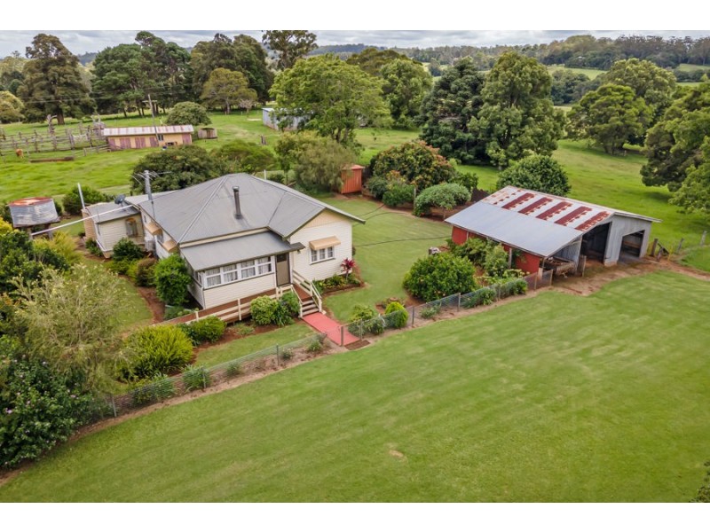 581 Ravensbourne Dip Road, Ravensbourne QLD 4352