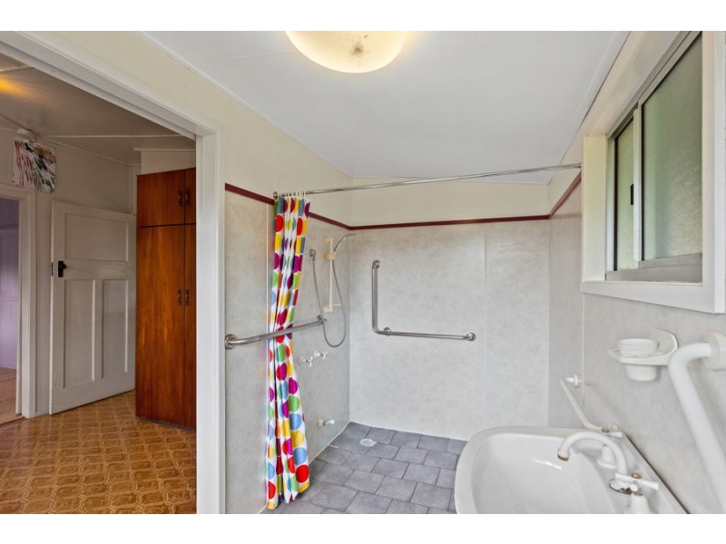 581 Ravensbourne Dip Road, Ravensbourne QLD 4352