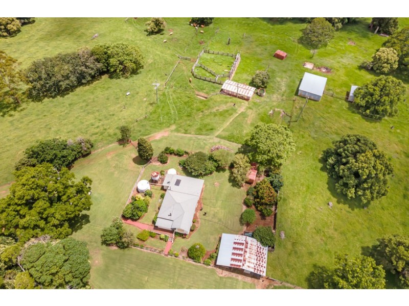 581 Ravensbourne Dip Road, Ravensbourne QLD 4352