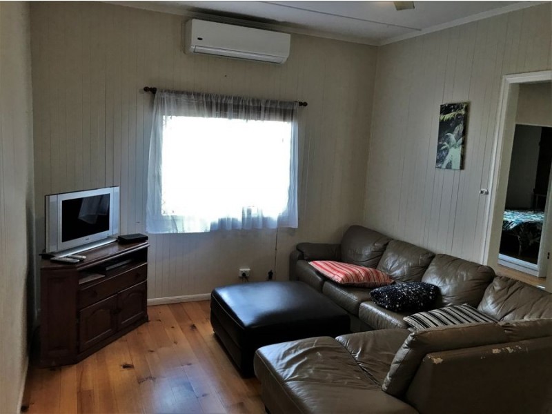 5 Lalor Street, Crows Nest QLD 4355