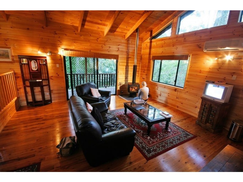 Chalet at 84 Palmtree Road, Palmtree QLD 4352