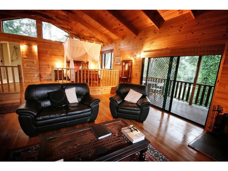 Chalet at 84 Palmtree Road, Palmtree QLD 4352