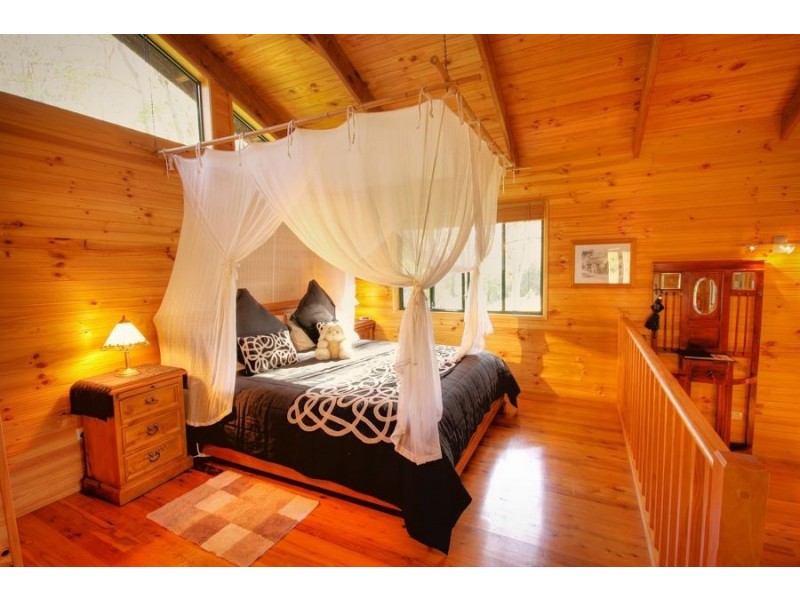 Chalet at 84 Palmtree Road, Palmtree QLD 4352