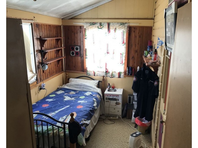 7715 New England Highway, Crows Nest QLD 4355