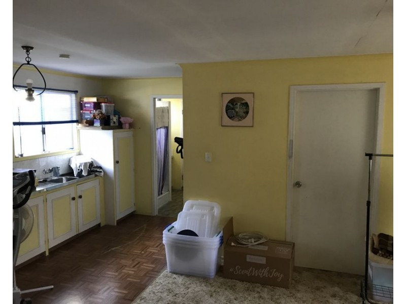 7715 New England Highway, Crows Nest QLD 4355