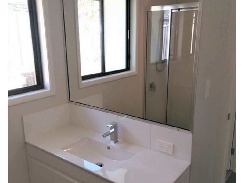 1/1A Gleeson Street, Crows Nest QLD 4355